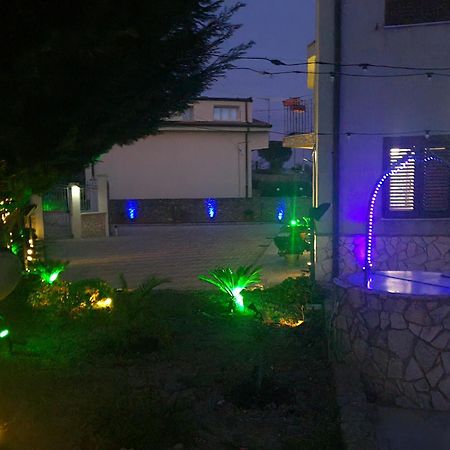 Enna Villa Del Sole E Delle Stelle Bagian luar foto