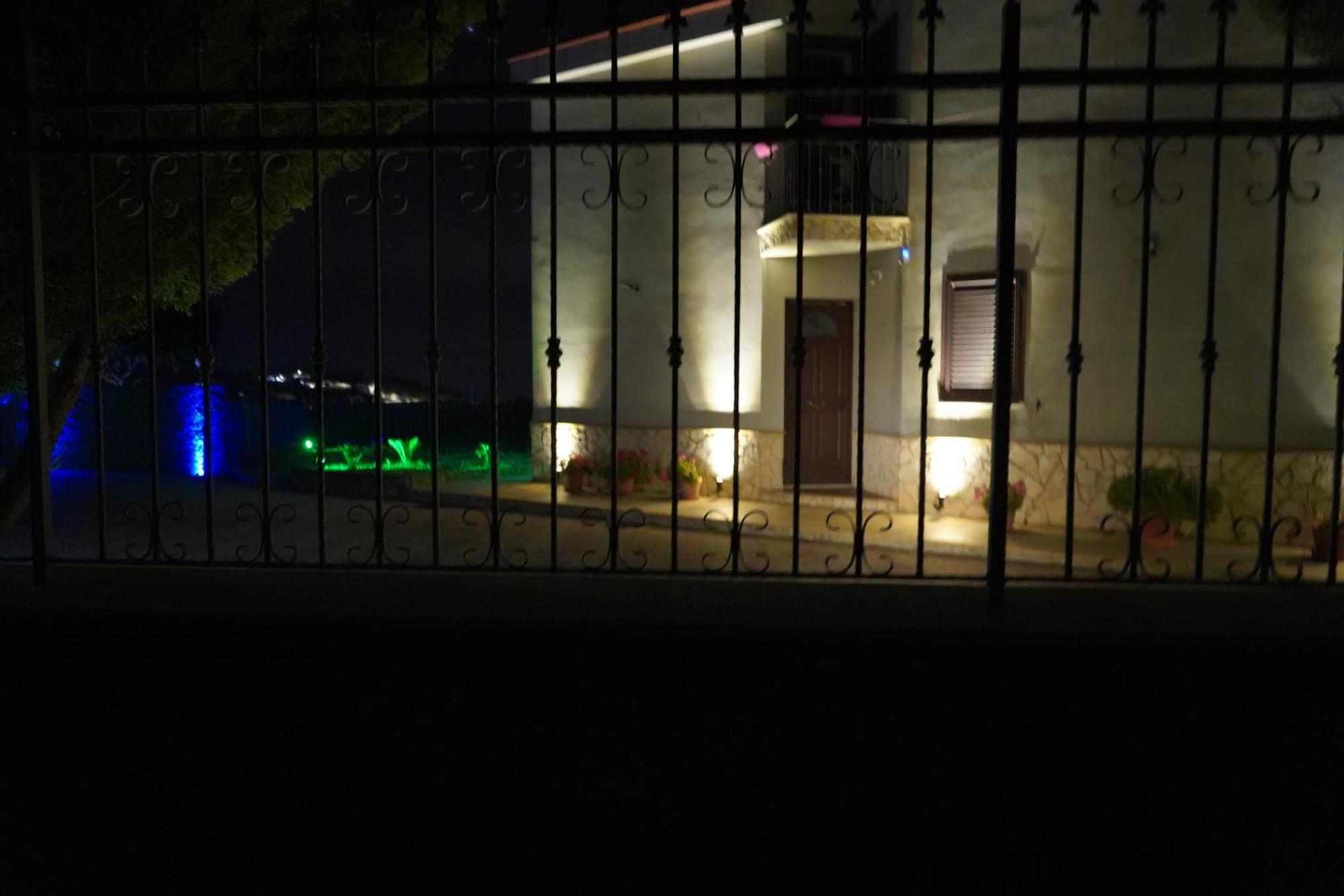 Enna Villa Del Sole E Delle Stelle Bagian luar foto